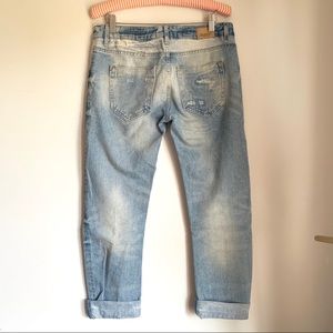 Zara Jeans - Zara Ripped Boyfriend Jeans Size 2 Zara Jeans - Zara Ripped Boyfriend Jeans Size 2